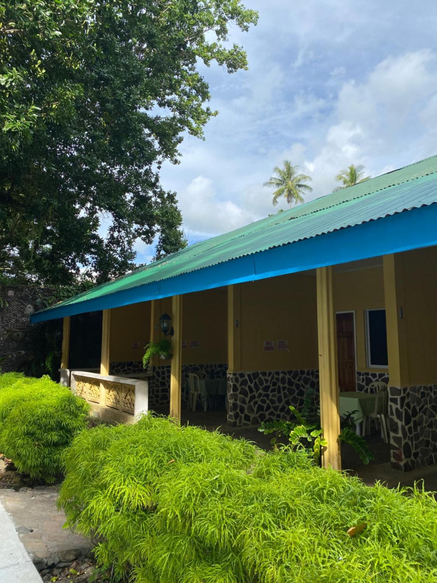 Camiguin Island Golden Sunset Beach Club Mambajao Exterior foto