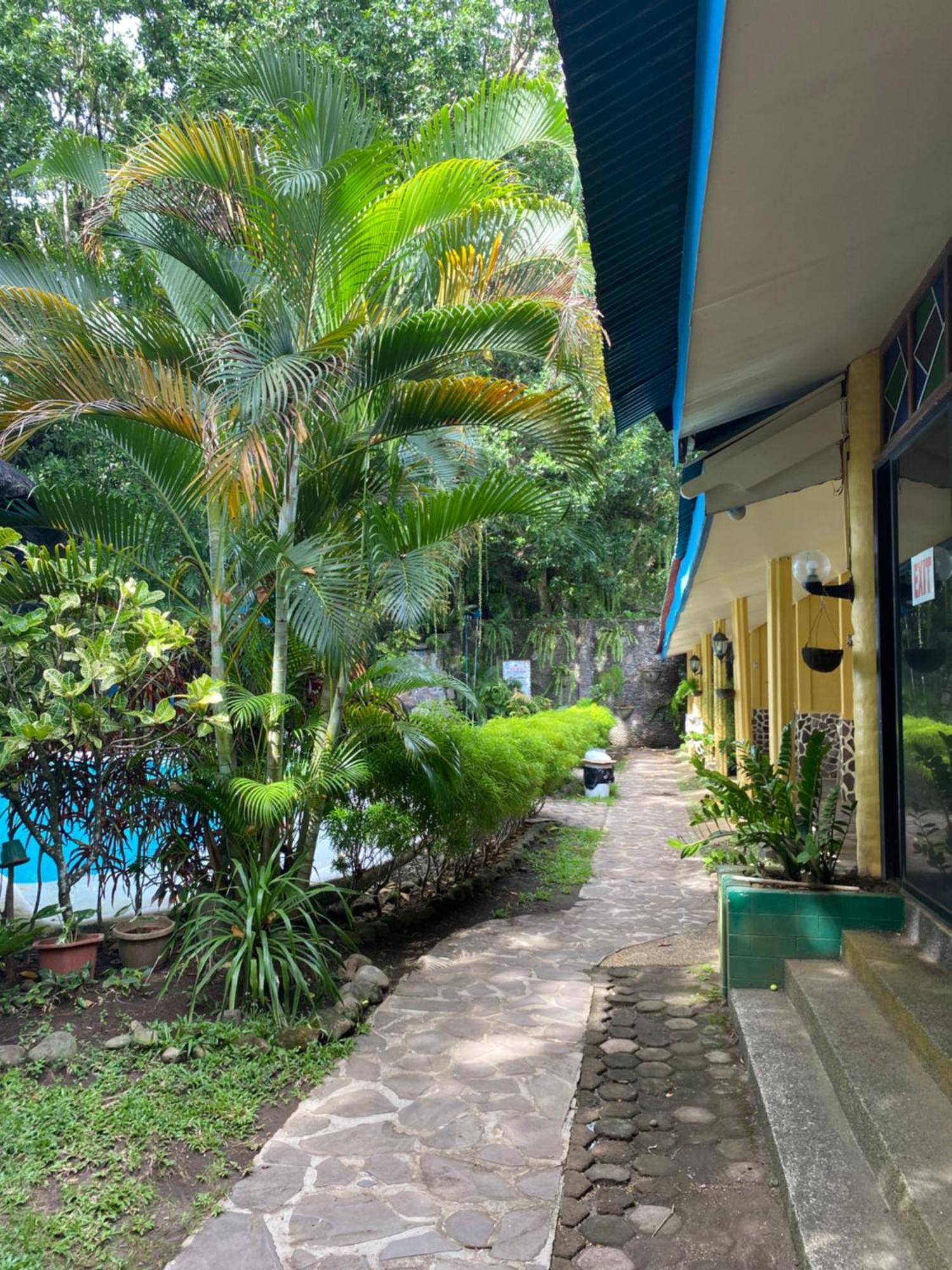 Camiguin Island Golden Sunset Beach Club Mambajao Exterior foto